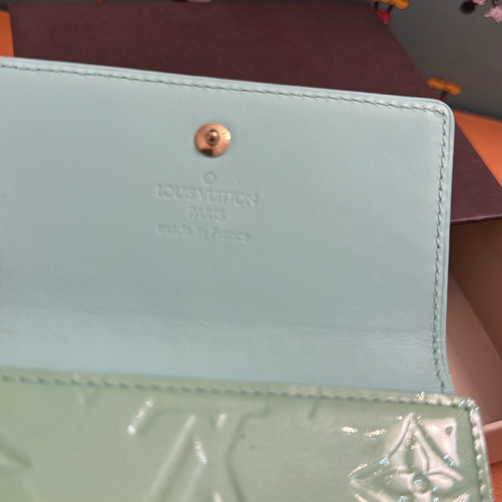 Authentic Logos Vuitton wallet - Picture 7 of 11